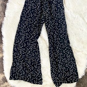 Dippin’ Daisy’s High Waisted Wide Leg Pant XS